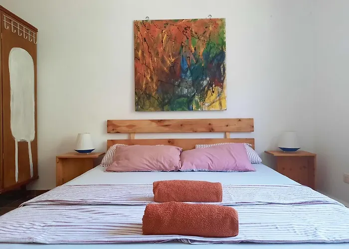 Ada-art Design Next To